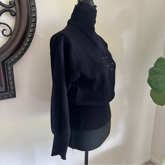 Tyrolia Skiwear is by HEAD Women’s Black Ski Sweater Jumper Silver Star - Picture 3 of 15